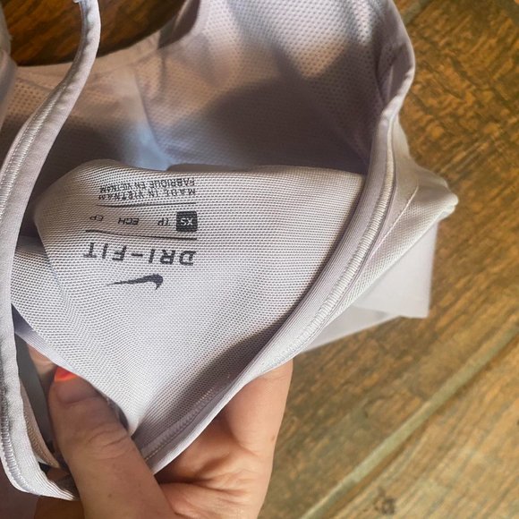 Nike Women's Purple Bra - Picture 3 of 4